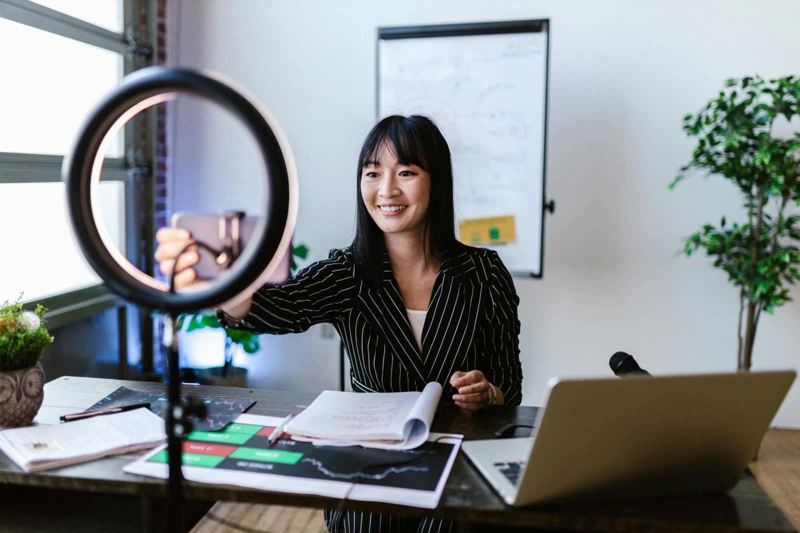 How to Run Effective Social Media Ads and Livestream Campaigns